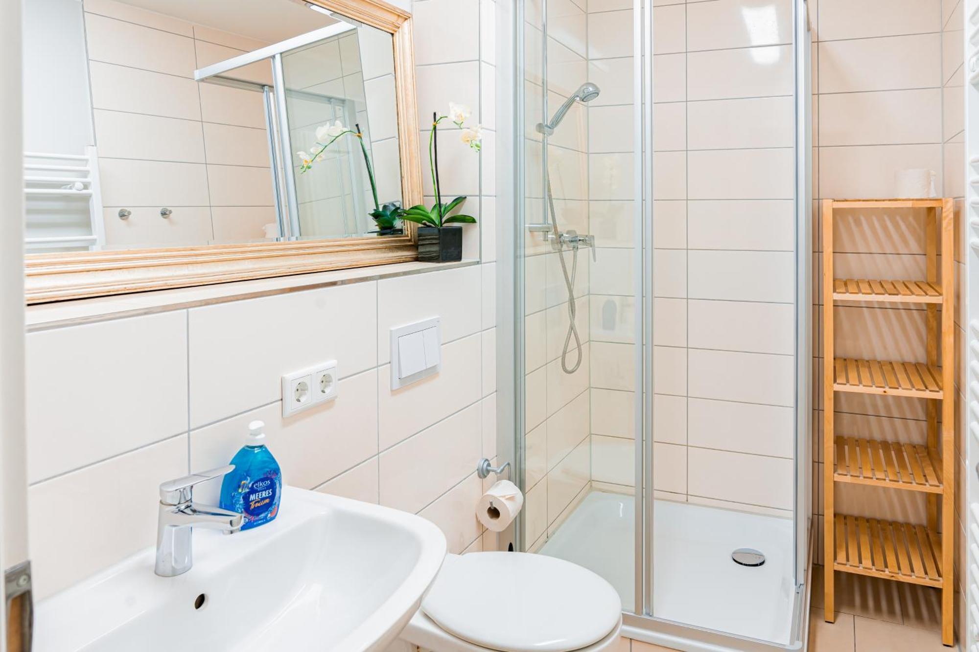 Apartmenthaus Chrischanshof Rostock Eksteriør billede